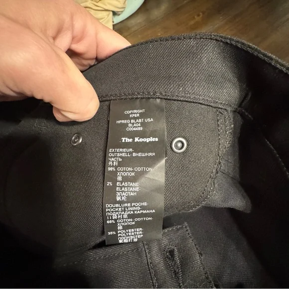 The Kooples Black Regular Fit Jeans Size 27 NWT Skull Button Stretch Denim - Picture 12 of 14